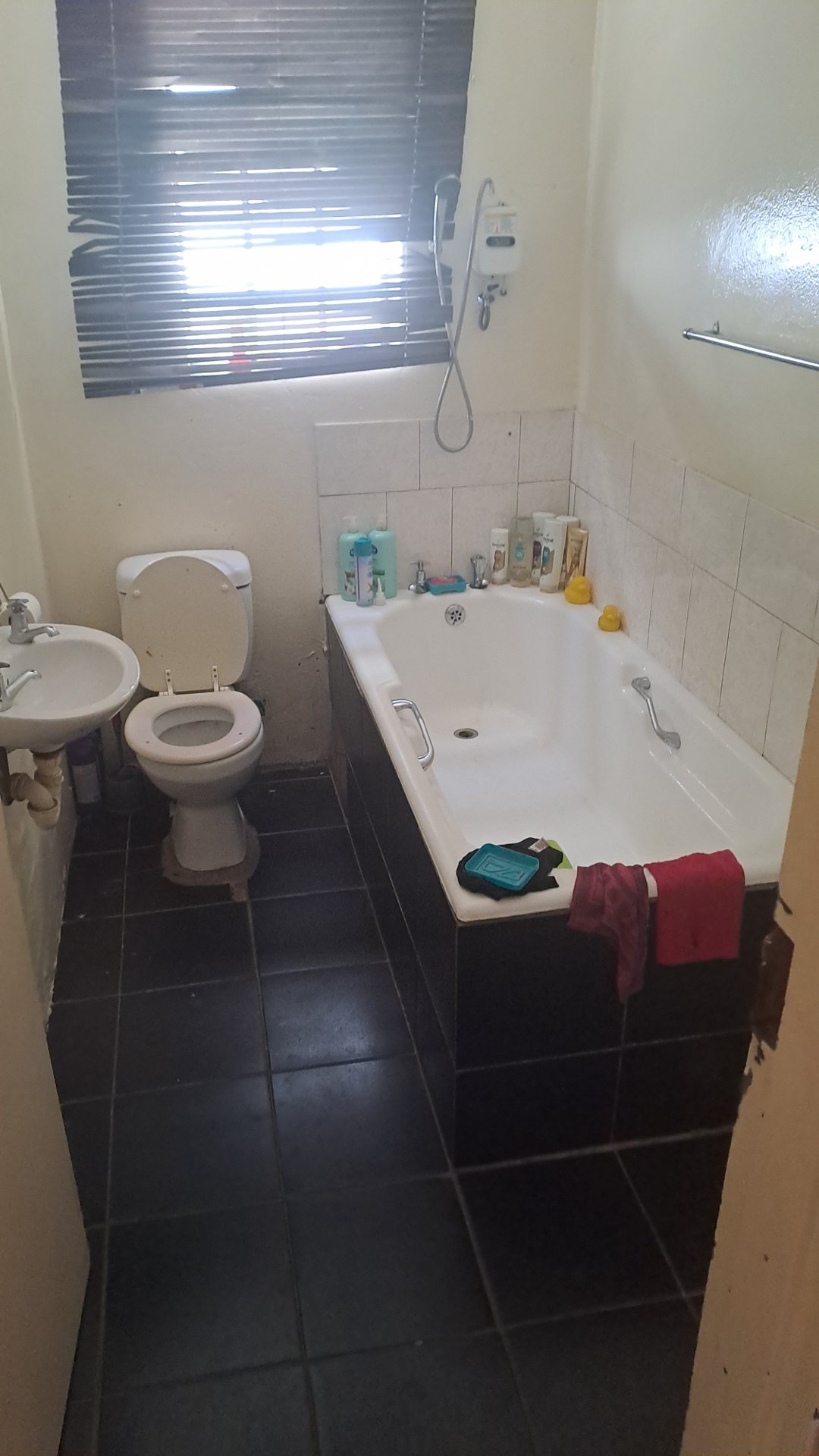  Bedroom Property for Sale in Electric City Western Cape